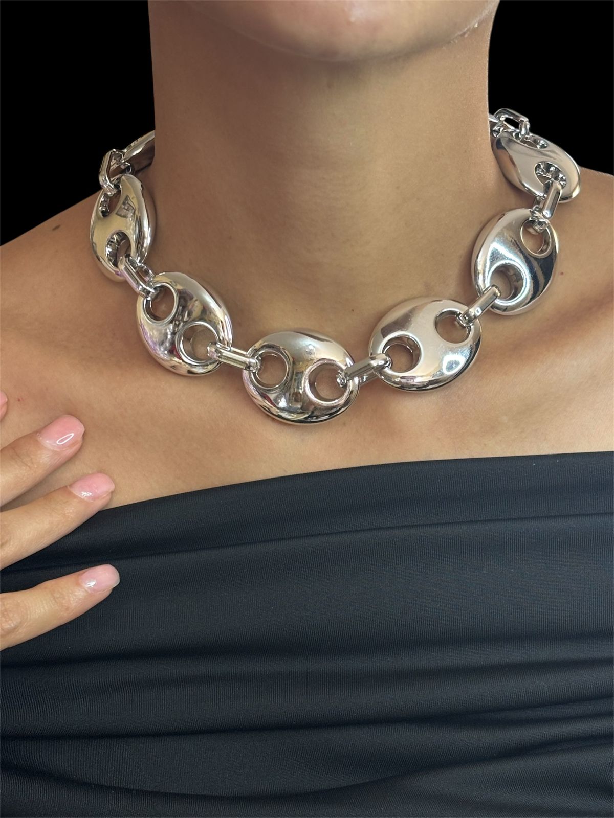 COLLAR CHUNKY PIG